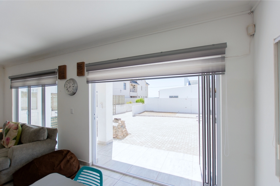 4 Bedroom Property for Sale in Britannia Bay Western Cape